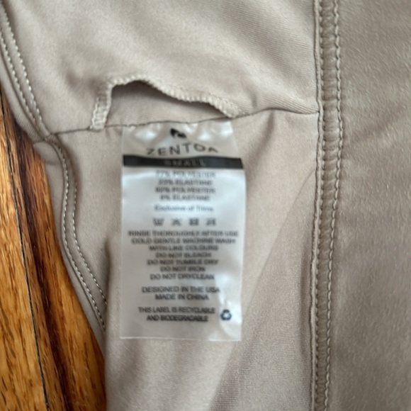 Zentoa sports bra - Picture 3 of 3